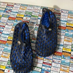Clapzovr Black Blue Aqua Water Shoes Slip-On Sandals | EU 41 (US M 8 / W 10)